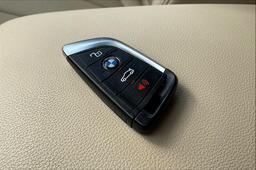 used 2023 BMW X3 car, priced at $33,105