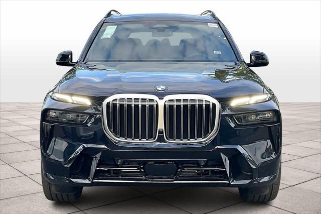 new 2025 BMW X7 car, priced at $94,550