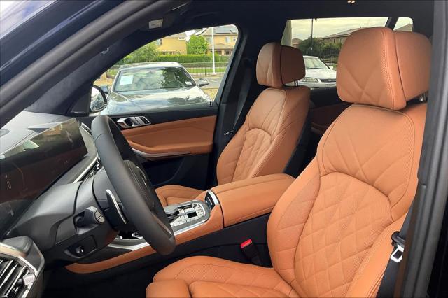 new 2025 BMW X7 car, priced at $94,550