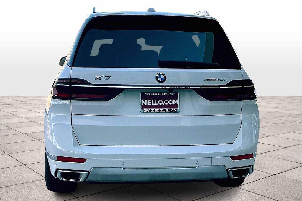 new 2026 BMW X7 car, priced at $91,125