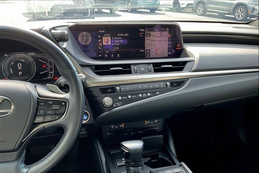 used 2021 Lexus ES 300h car, priced at $28,998
