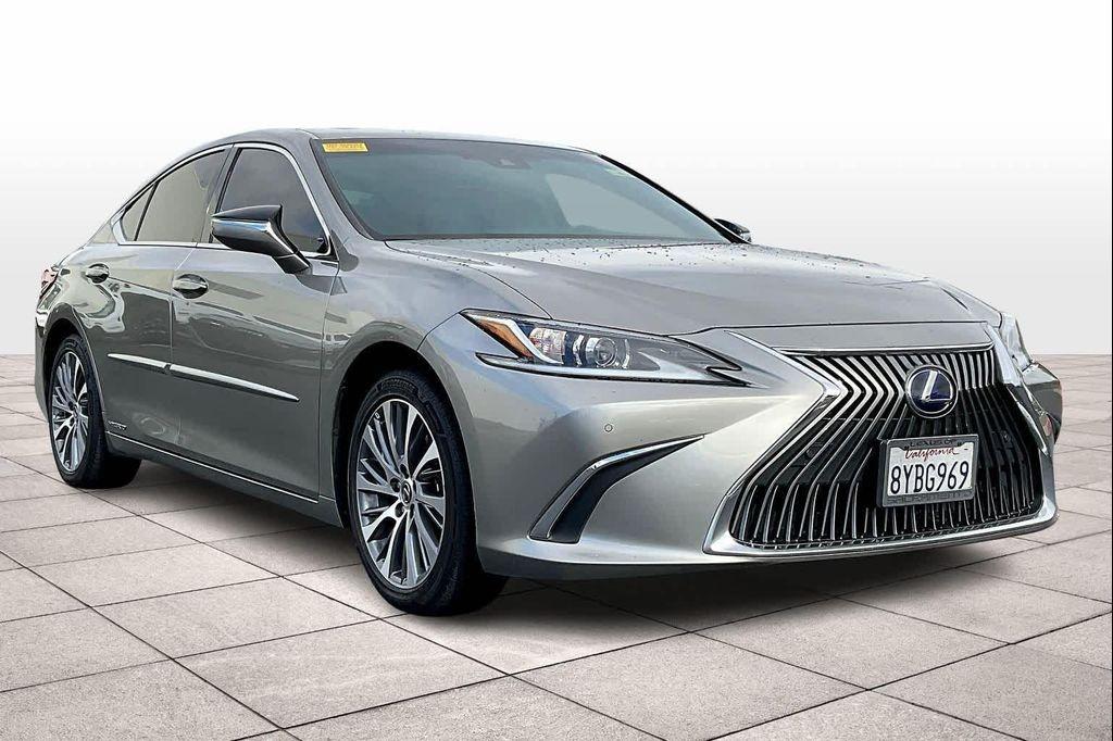 used 2021 Lexus ES 300h car, priced at $28,998