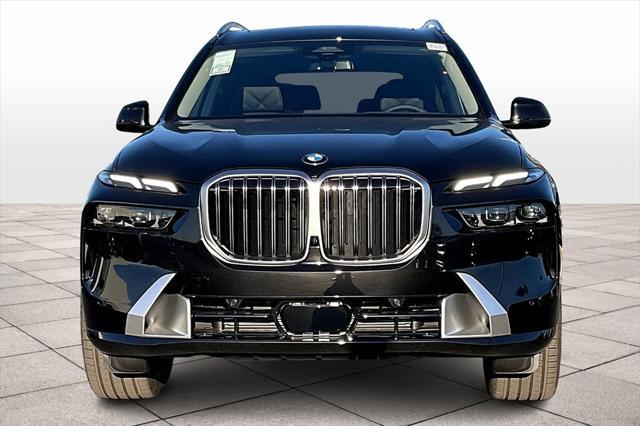 new 2025 BMW X7 car, priced at $91,205