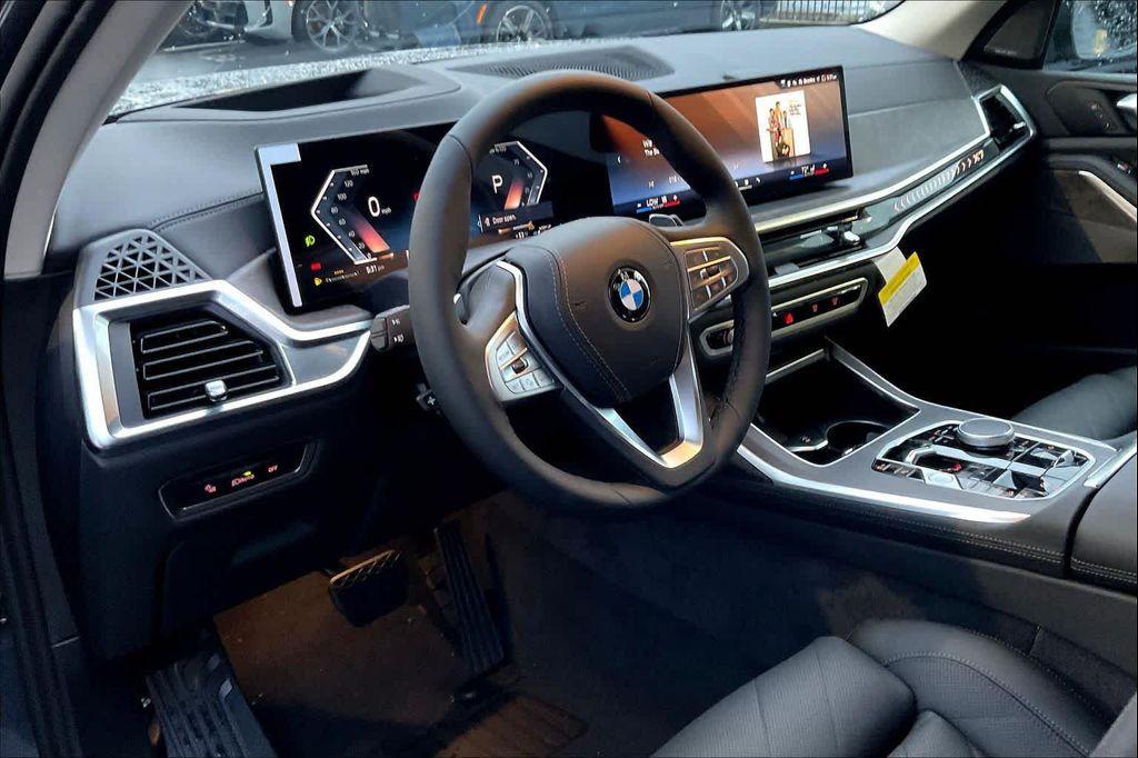 new 2026 BMW X7 car, priced at $96,425