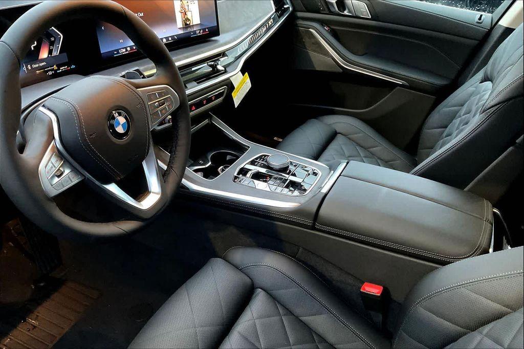 new 2026 BMW X7 car, priced at $96,425