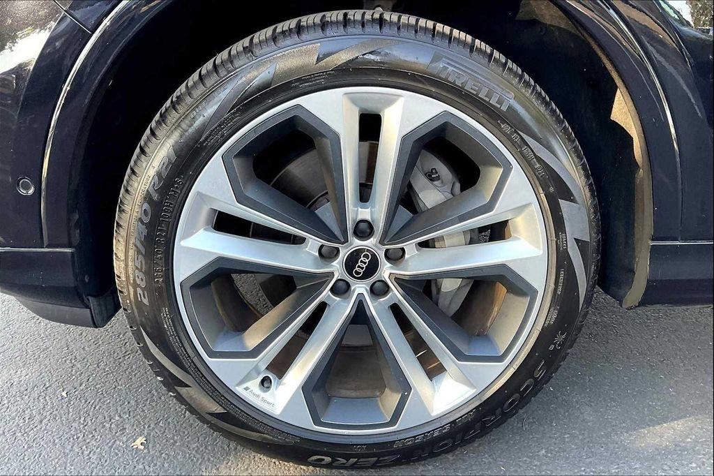 used 2021 Audi Q7 car, priced at $31,991