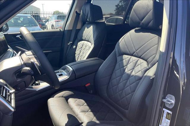 new 2025 BMW X7 car, priced at $90,800