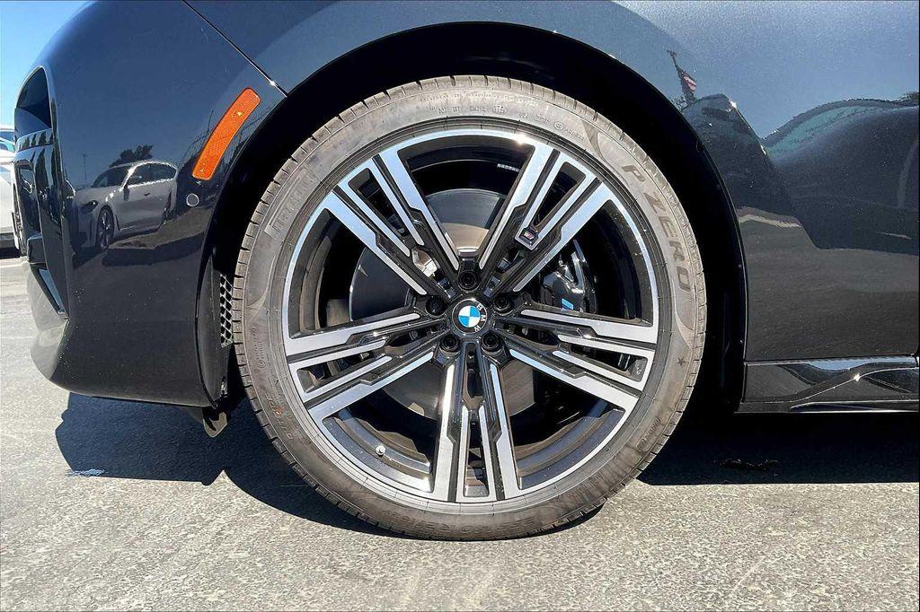 new 2025 BMW 760 car, priced at $129,625