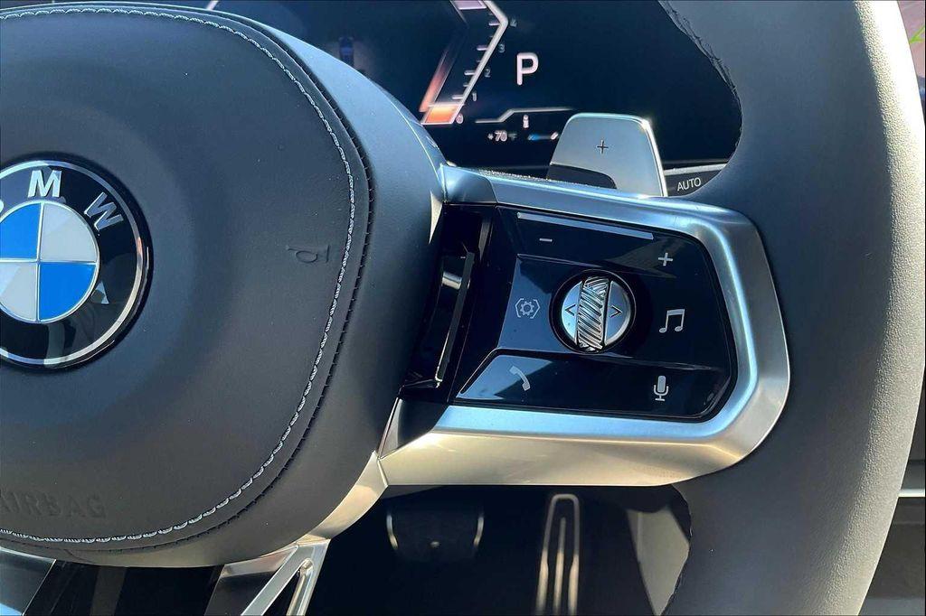 new 2025 BMW 760 car, priced at $129,625