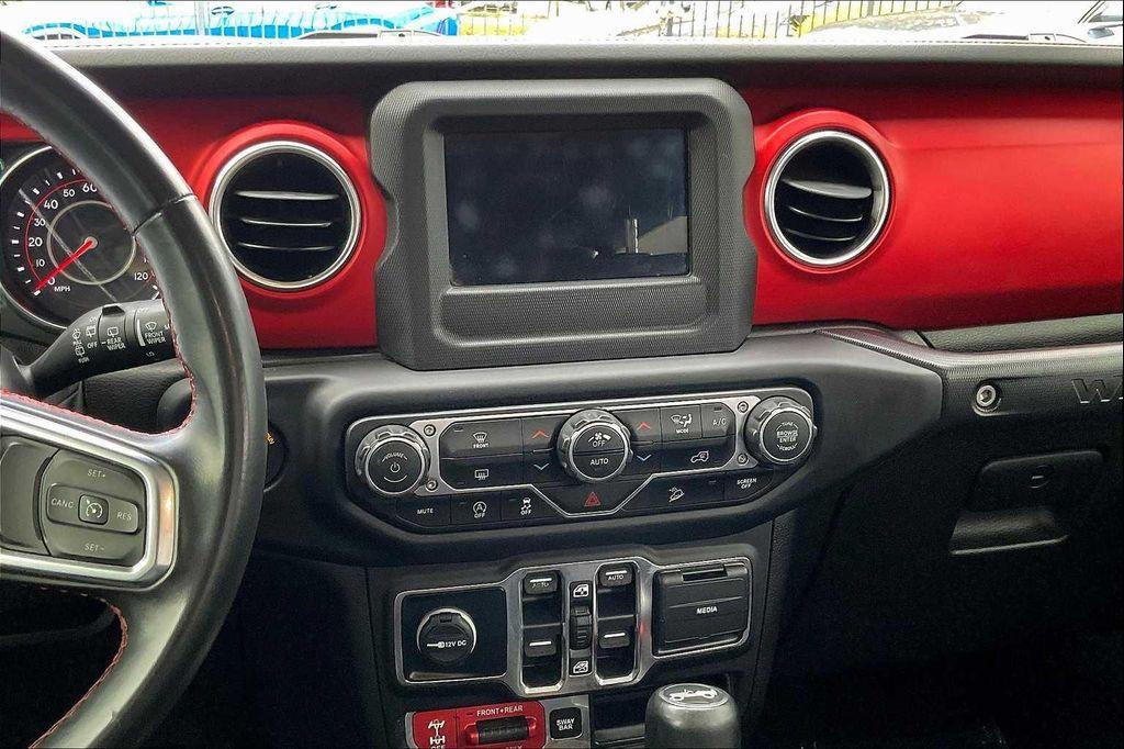 used 2019 Jeep Wrangler Unlimited car, priced at $33,270
