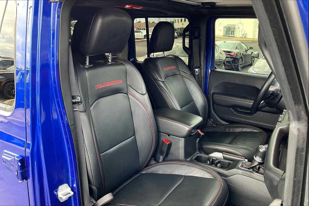 used 2019 Jeep Wrangler Unlimited car, priced at $33,270