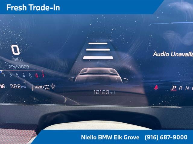 used 2024 Chevrolet Traverse car, priced at $54,394