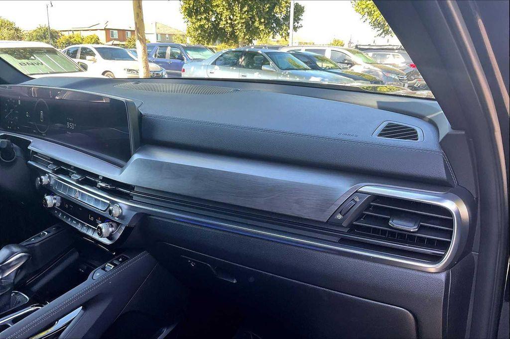 used 2023 Kia Telluride car, priced at $43,993