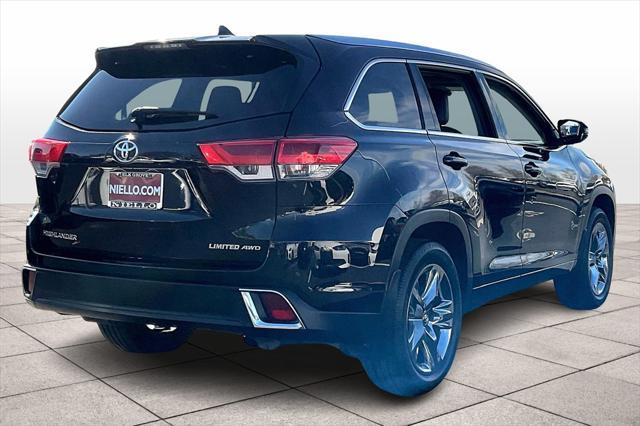 used 2019 Toyota Highlander car, priced at $27,511