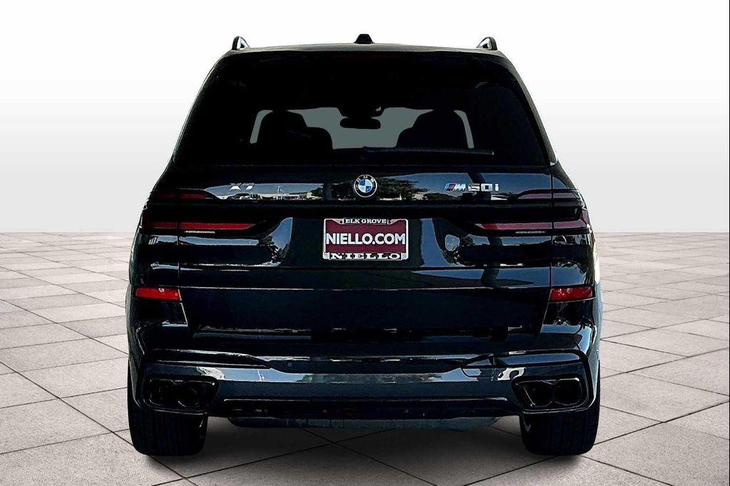 new 2026 BMW X7 car, priced at $120,425