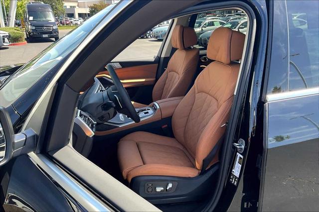 new 2026 BMW X7 car, priced at $89,940