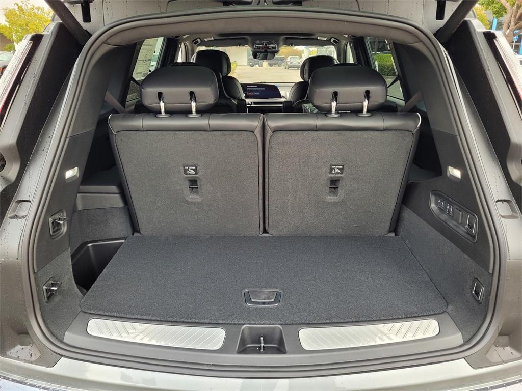 new 2026 Cadillac VISTIQ car, priced at $98,690