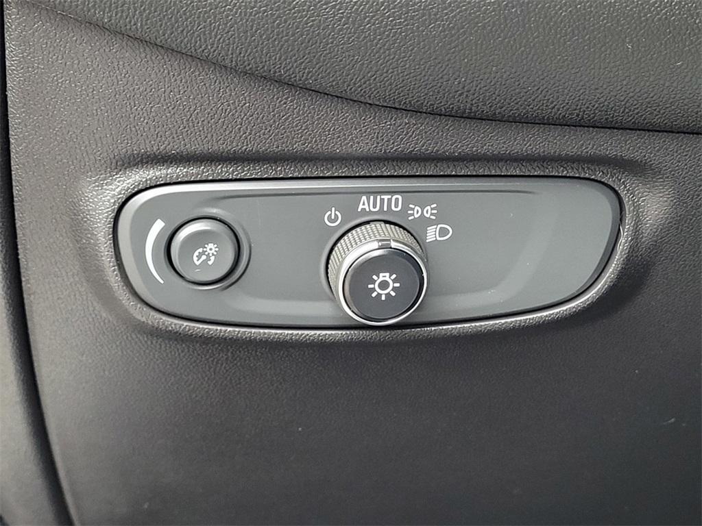 used 2022 Chevrolet Equinox car, priced at $21,988