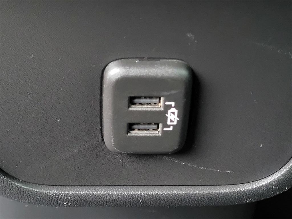 used 2022 Chevrolet Equinox car, priced at $21,988