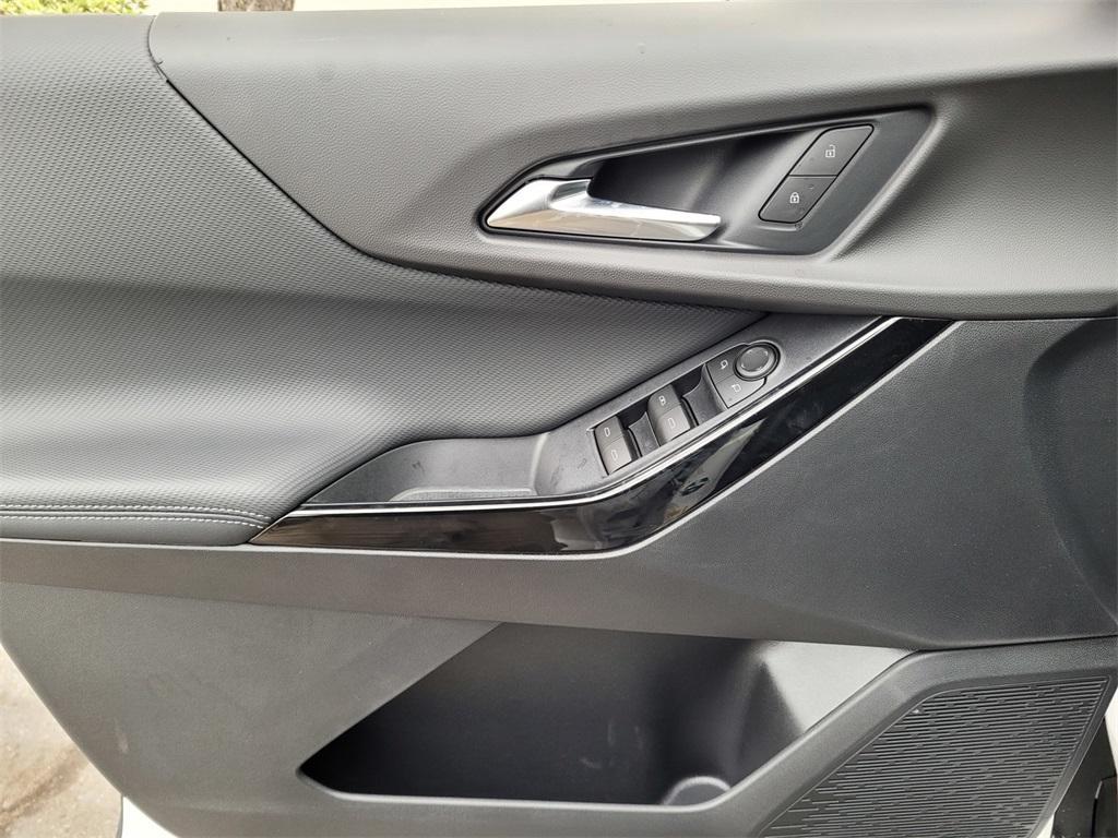 new 2026 Chevrolet Equinox car, priced at $31,495