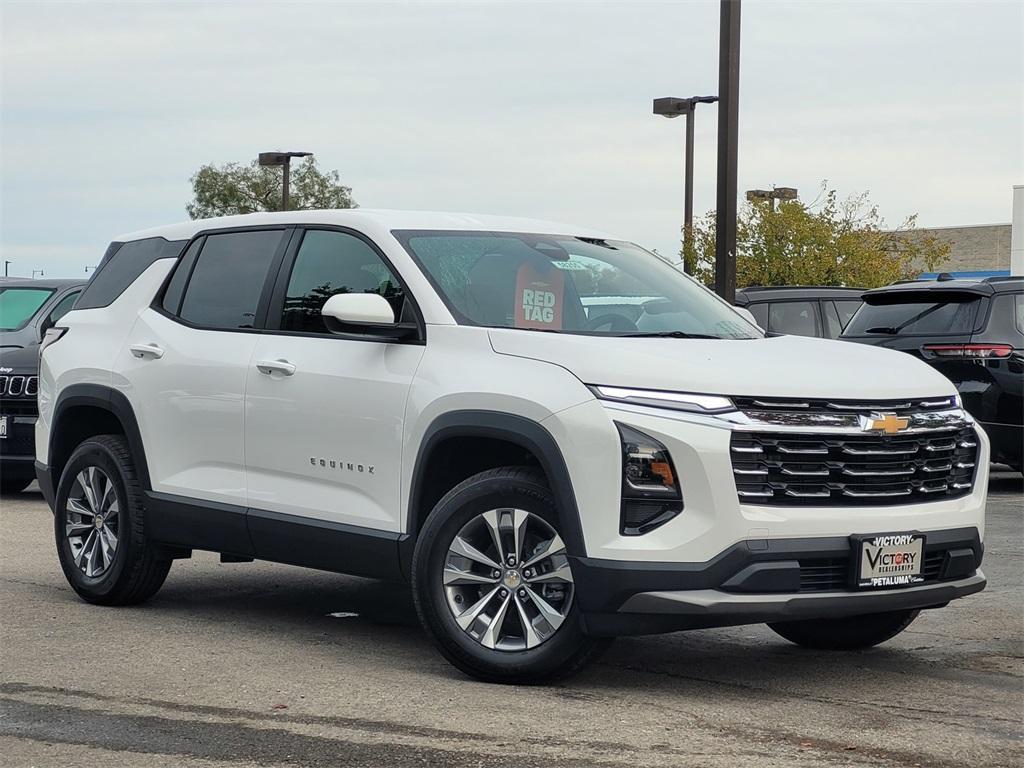 new 2026 Chevrolet Equinox car, priced at $31,495