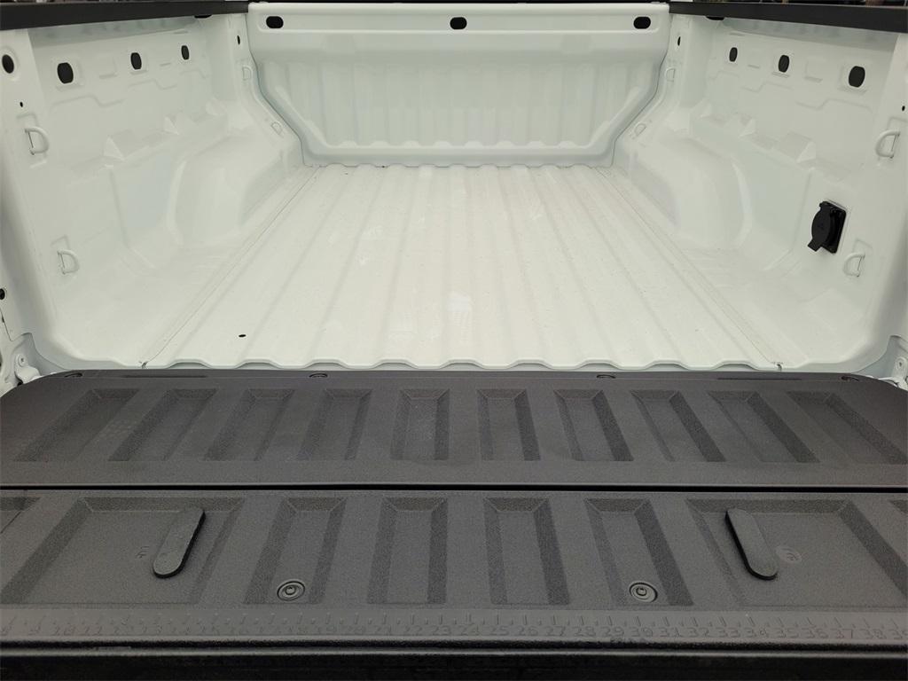 new 2026 Chevrolet Colorado car, priced at $45,465