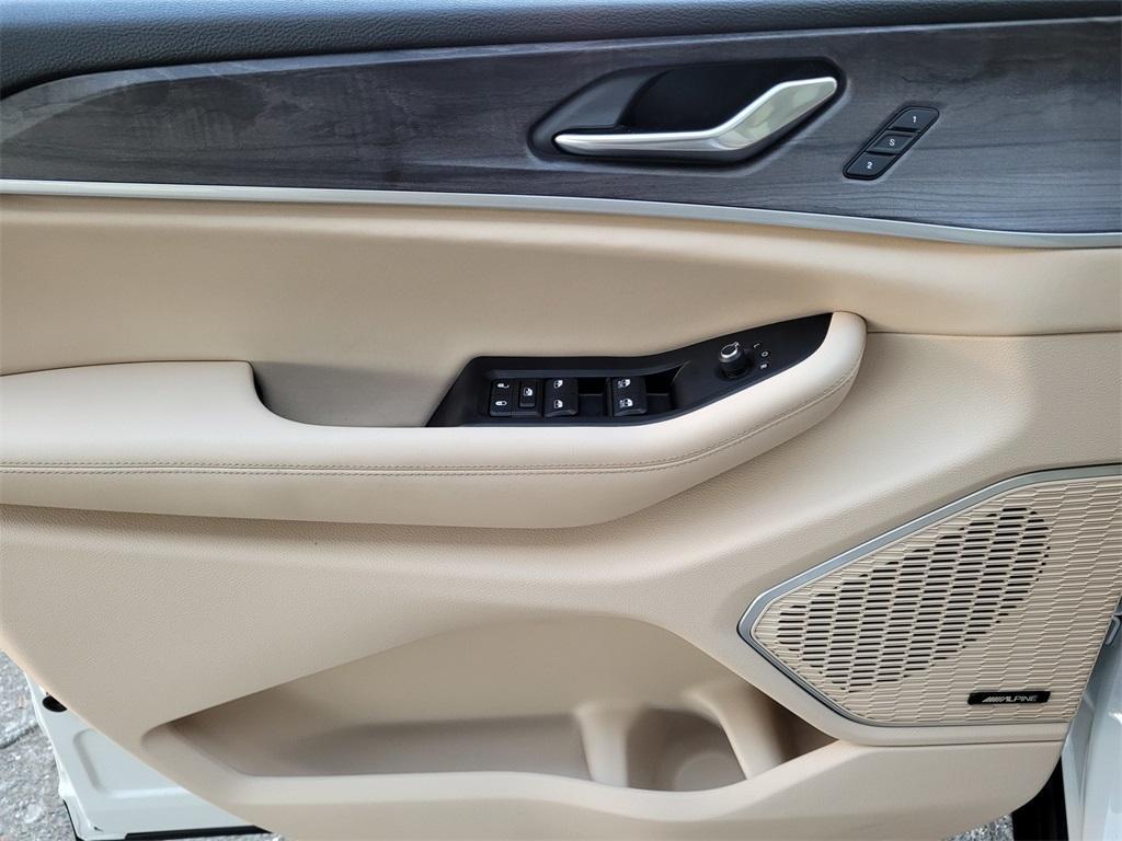 used 2022 Jeep Grand Cherokee 4xe car, priced at $29,488