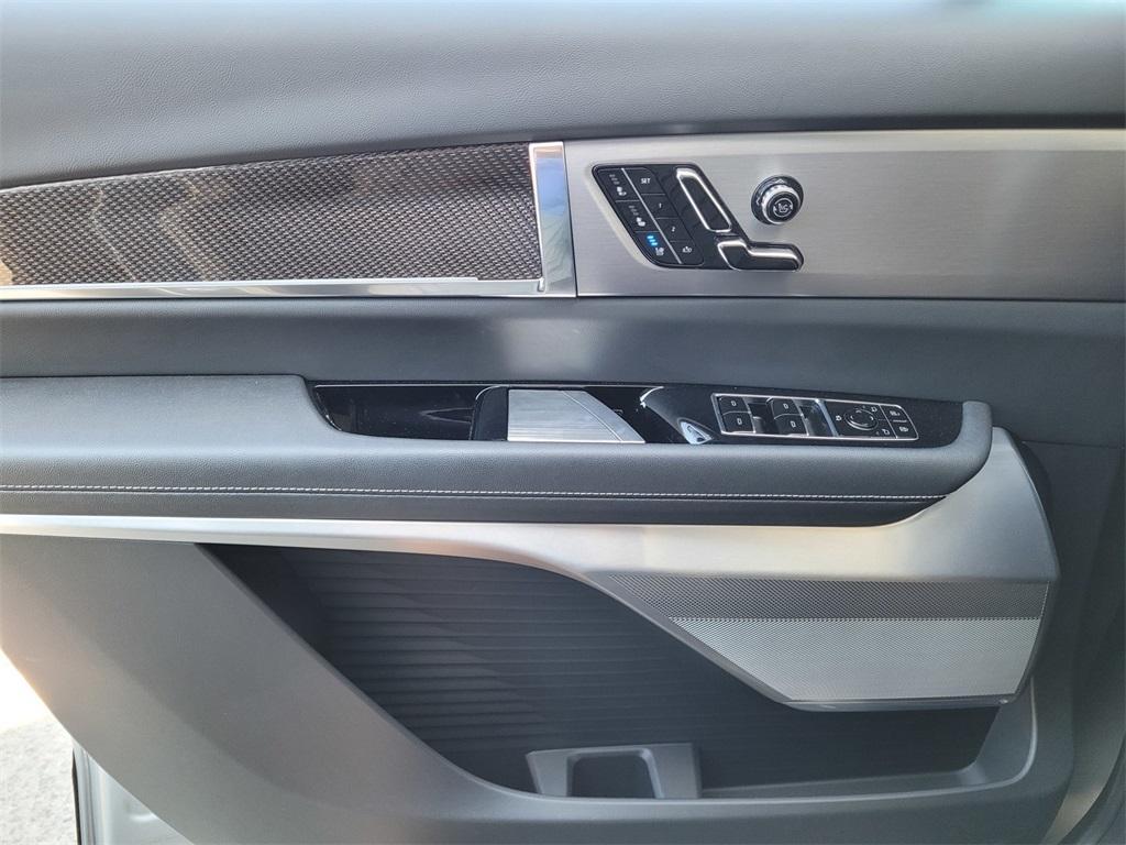 new 2026 Cadillac VISTIQ car, priced at $79,890