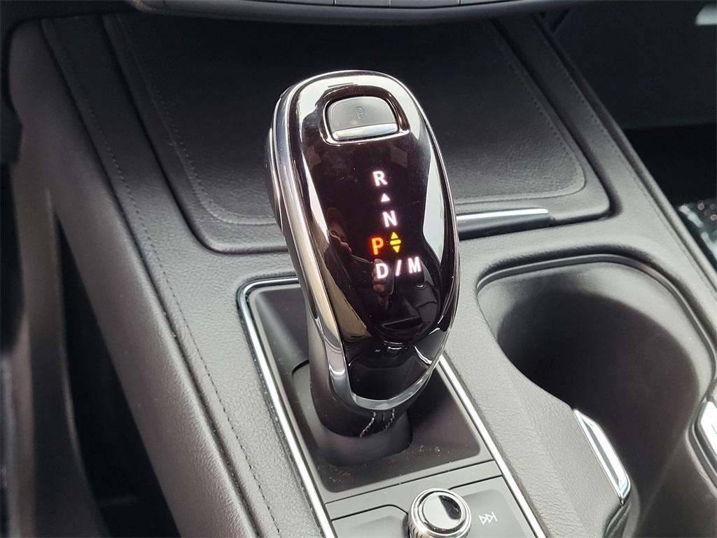 used 2023 Cadillac XT4 car, priced at $32,400