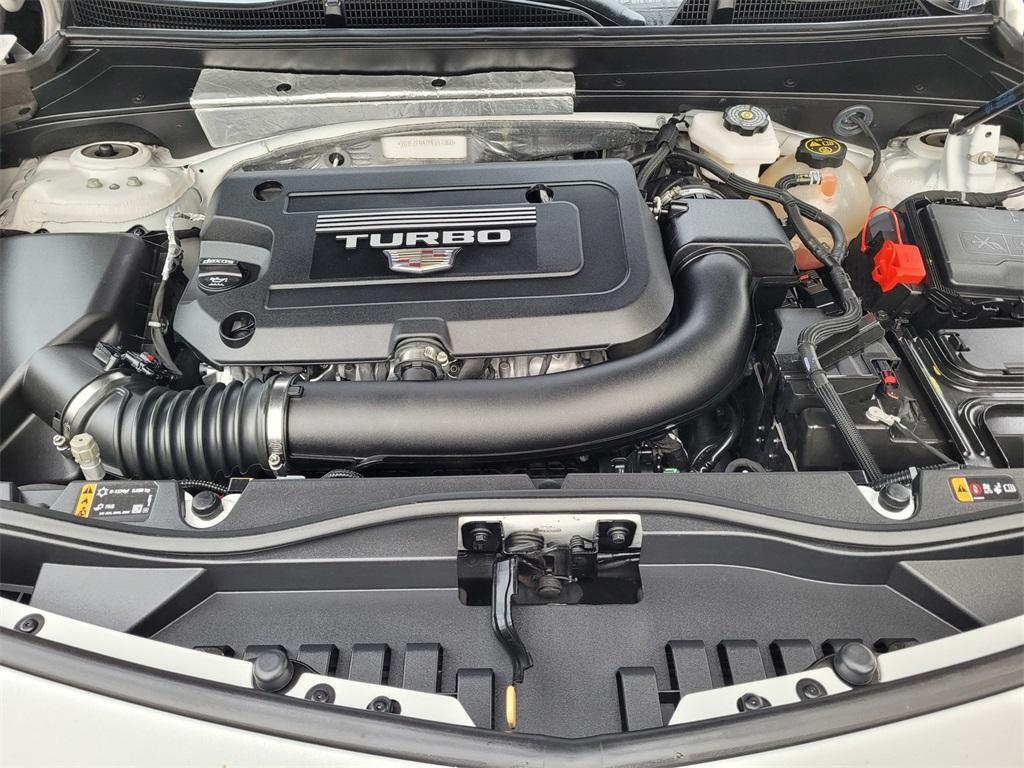 used 2023 Cadillac XT4 car, priced at $32,400