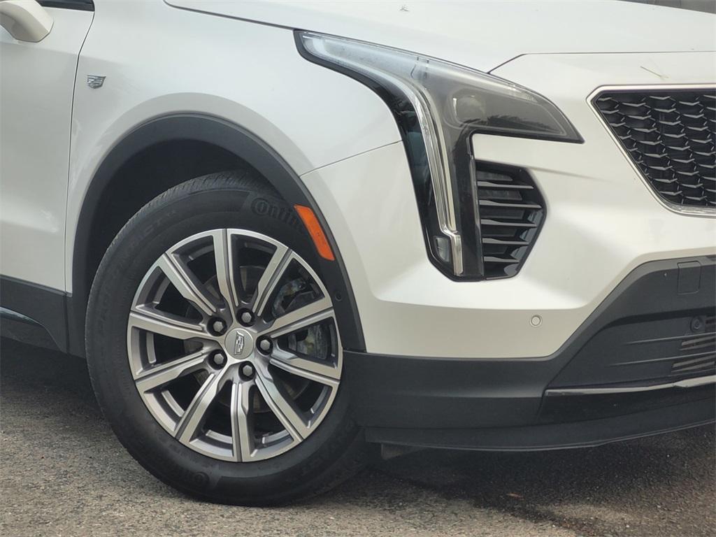 used 2023 Cadillac XT4 car, priced at $32,400