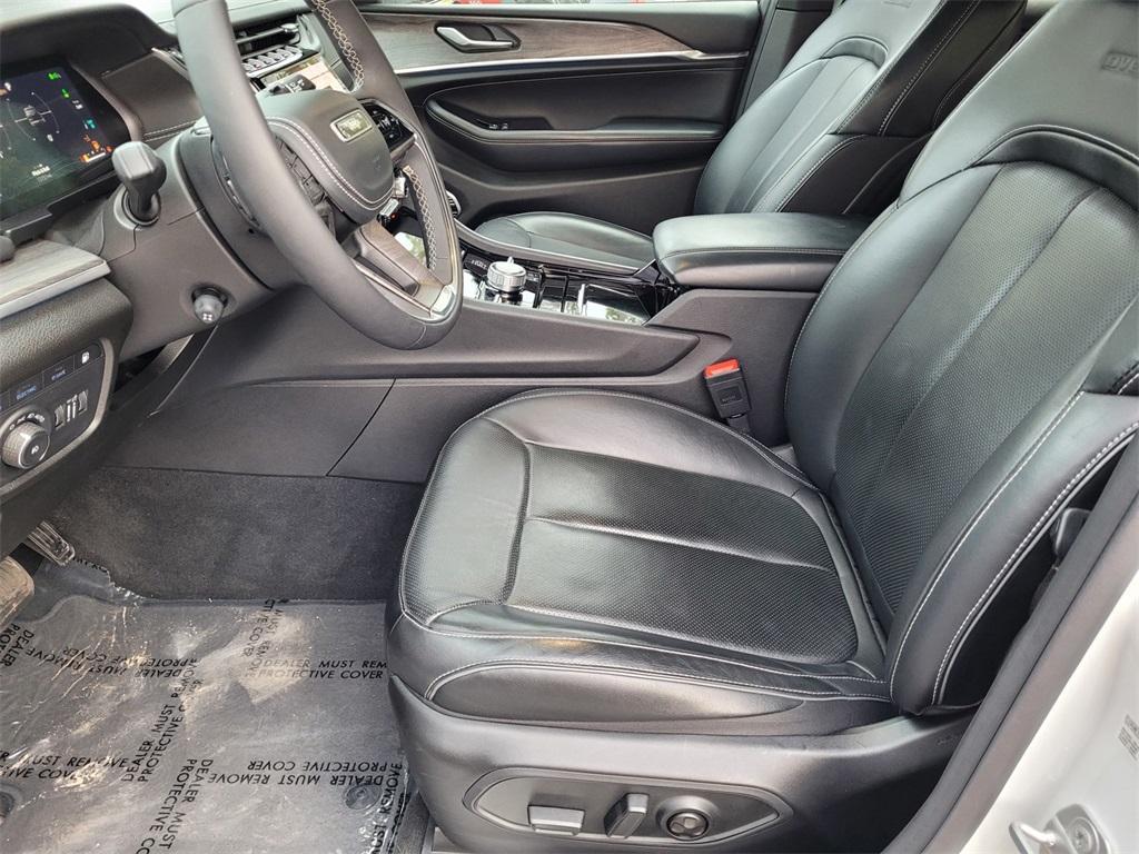 used 2022 Jeep Grand Cherokee 4xe car, priced at $33,988