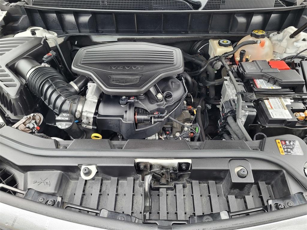 used 2018 Cadillac XT5 car, priced at $22,988