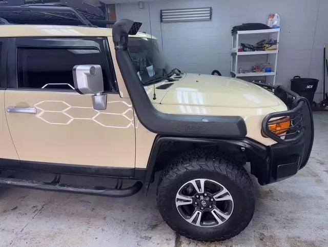 used 2009 Toyota FJ Cruiser car, priced at $22,995