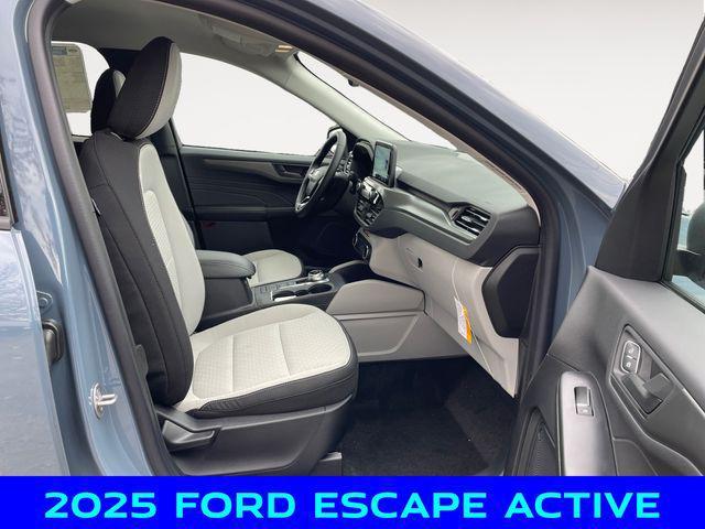 new 2025 Ford Escape car, priced at $30,250