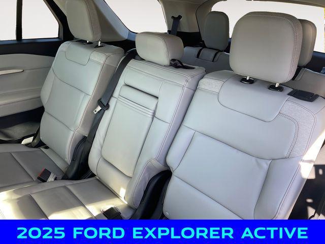 new 2025 Ford Explorer car, priced at $46,750