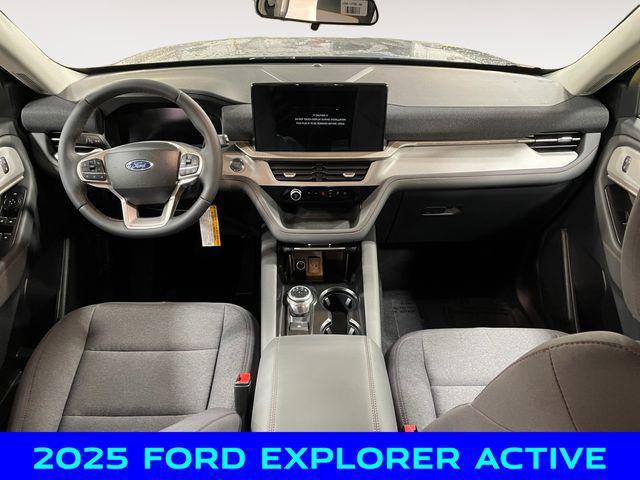 new 2025 Ford Explorer car, priced at $36,750