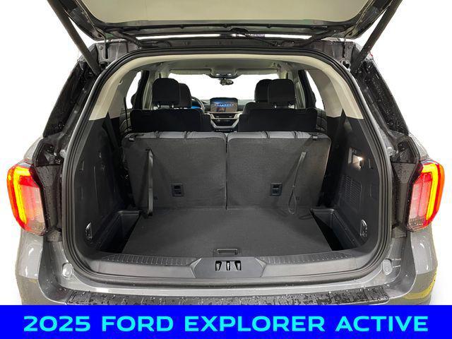 new 2025 Ford Explorer car, priced at $36,750