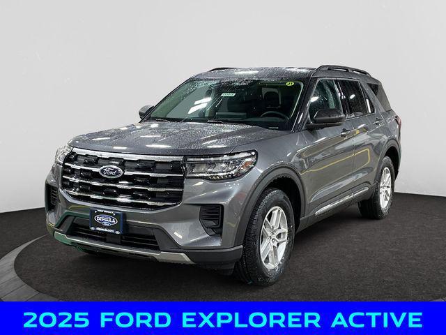 new 2025 Ford Explorer car, priced at $36,750