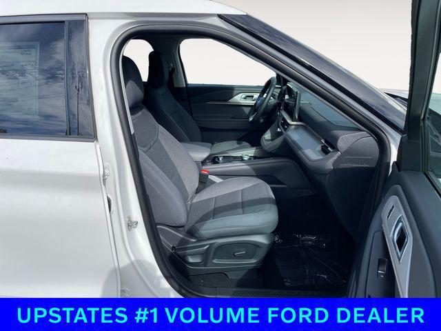 new 2025 Ford Explorer car, priced at $41,500