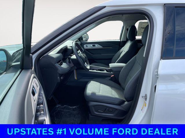 new 2025 Ford Explorer car, priced at $41,500