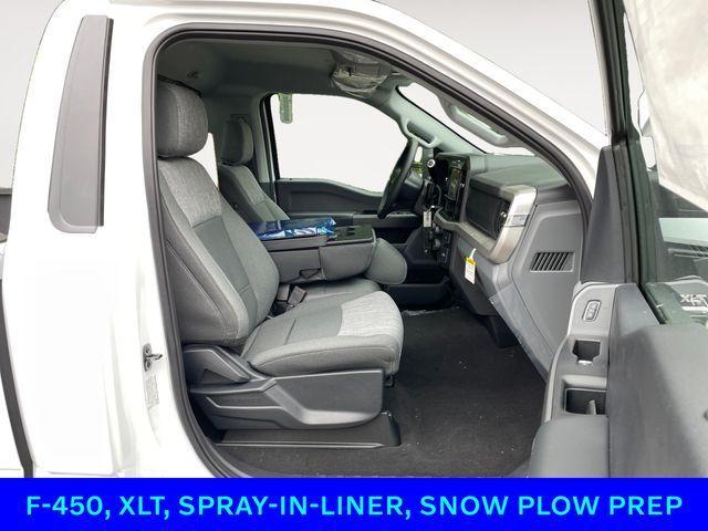 new 2025 Ford F-450 car, priced at $73,000