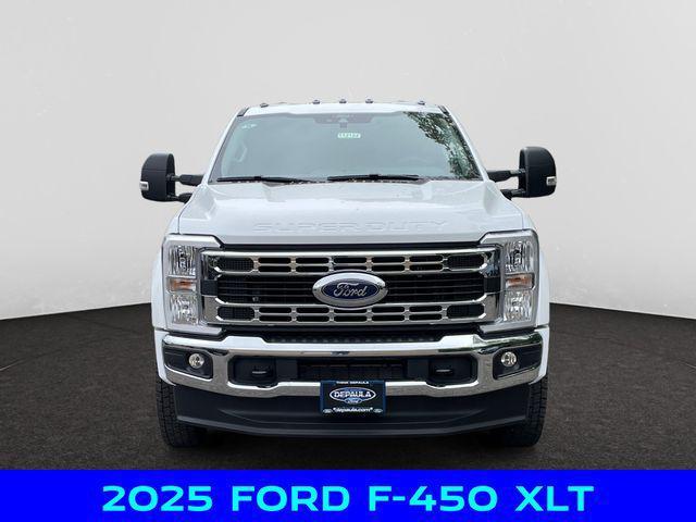 new 2025 Ford F-450 car, priced at $73,000