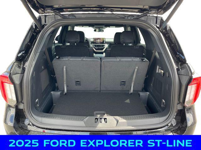 new 2025 Ford Explorer car, priced at $46,750