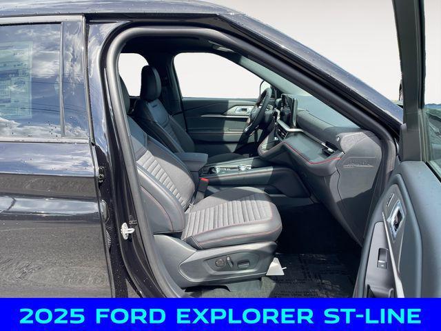 new 2025 Ford Explorer car, priced at $46,750