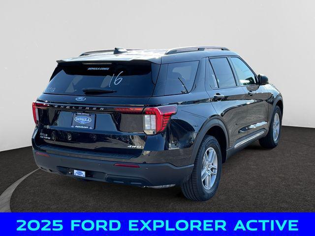 new 2025 Ford Explorer car, priced at $38,750