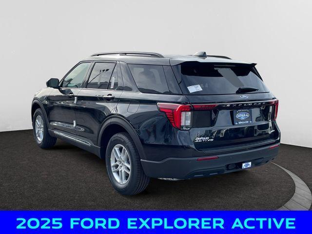 new 2025 Ford Explorer car, priced at $41,250