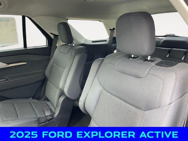 new 2025 Ford Explorer car, priced at $41,250