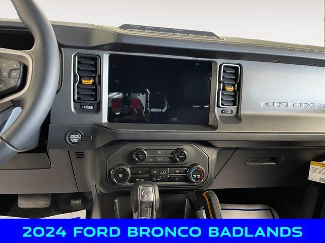 new 2024 Ford Bronco car, priced at $48,250