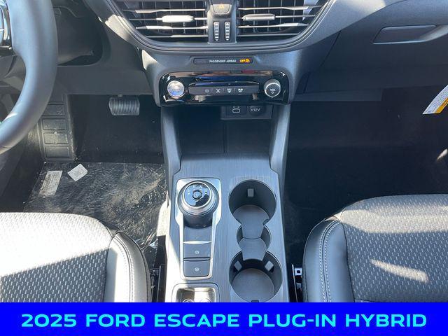 new 2025 Ford Escape car, priced at $30,250